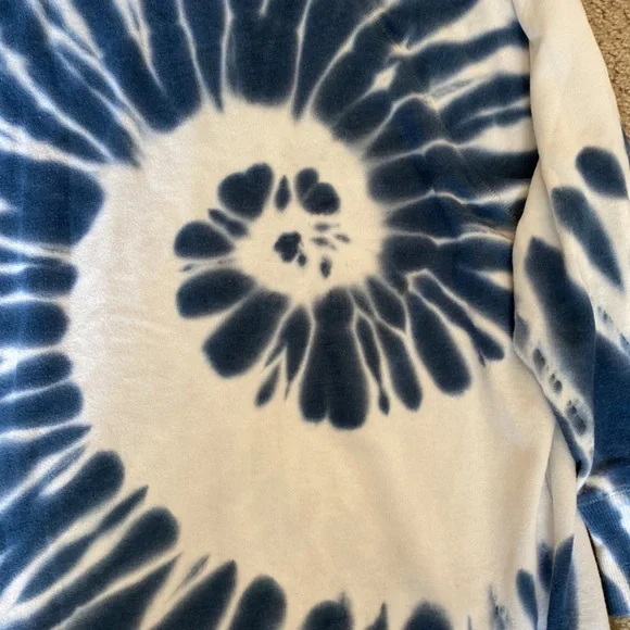SO Lounge Life Weekend Sweatshirt, blue/white tie dye, size XXL - Picture 3 of 6